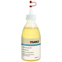 view Dahle 250ml Universal Shredder Oil