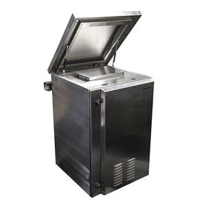 Dynamix 18RU Stainless Vented Outdoor Wall Mount Cabinet - 600mm Deep